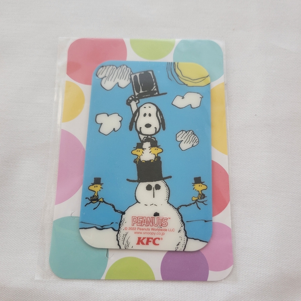 Snoopy Peanuts and KFC Japan Collaboration Plastic Mirror Card Rare Collectible